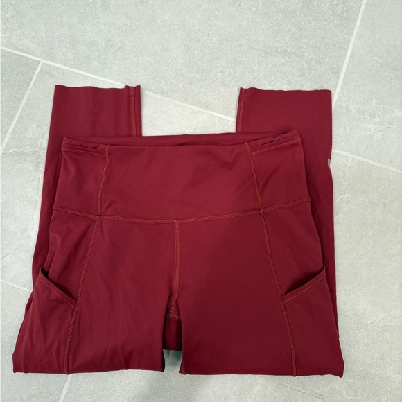 Lululemon Fast and Free Crop II Leggings Nulux 19’’ in Chianti Size 6 - Picture 10 of 13